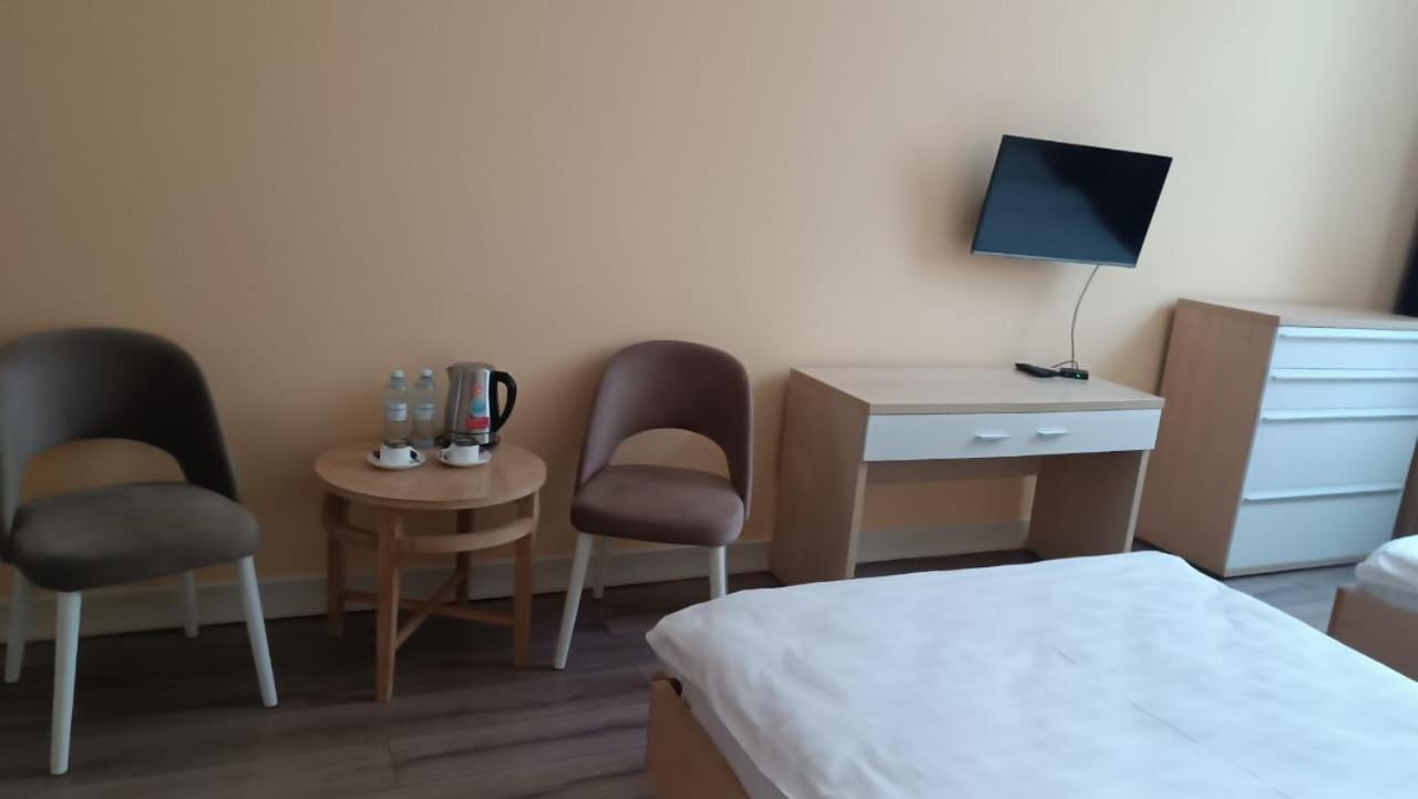 Hotel Park Avenue 阿斯坦纳 外观 照片
